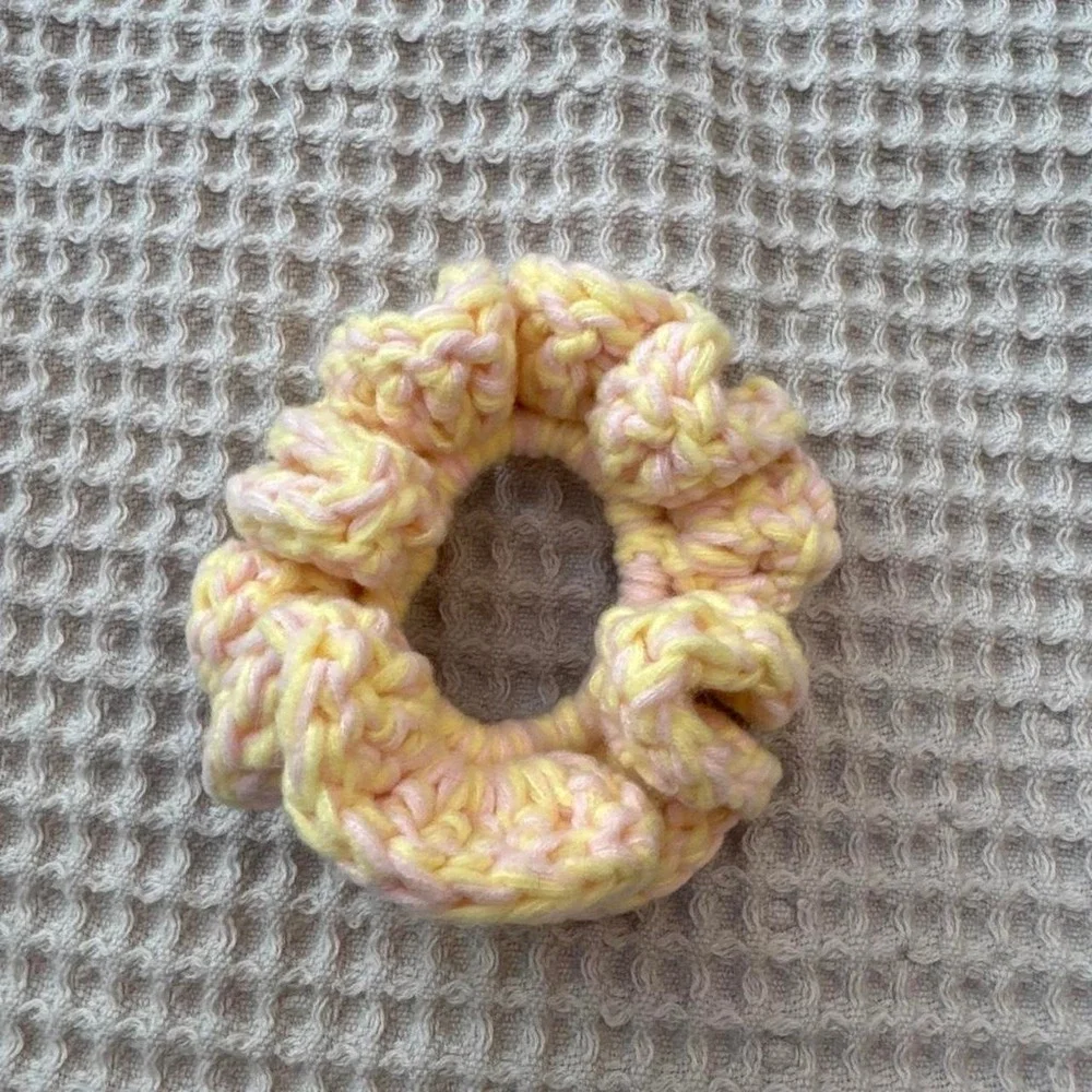 Lot of 3 handmade pastel scrunchies